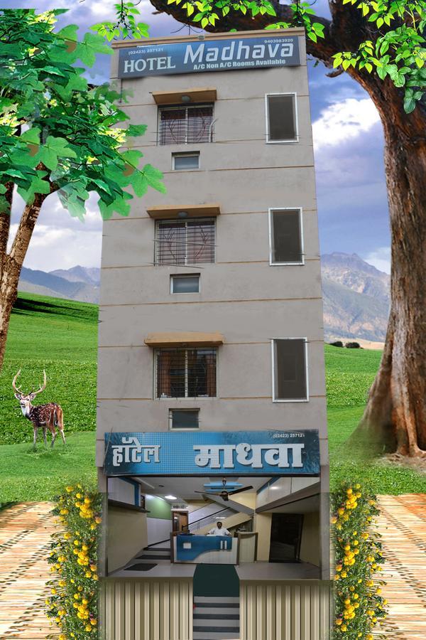 Hotel Madhava Shirdi Esterno foto